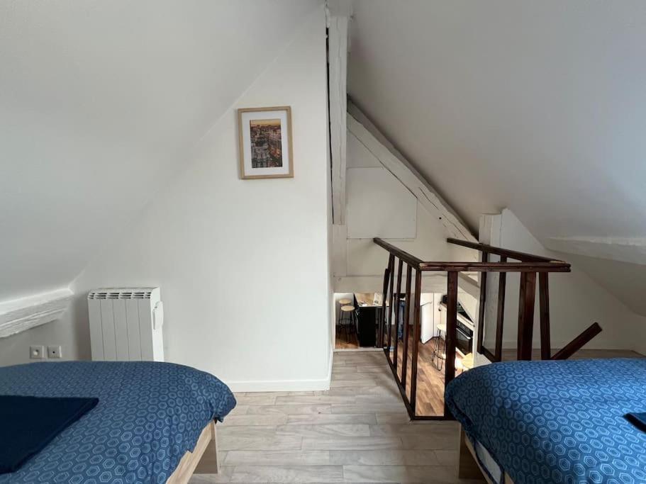 Loft De Villeneuve - 6 Pers Bagian luar foto