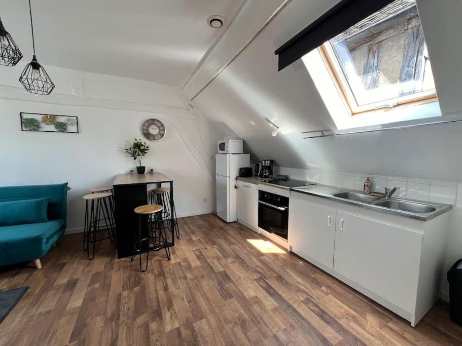 Loft De Villeneuve - 6 Pers Bagian luar foto
